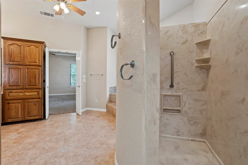 107 Hallie Court Georgetown, TX 78633