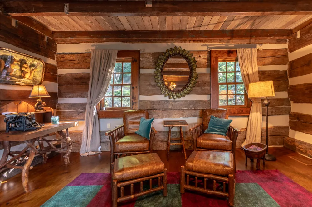 230 Toxaway Drive Lake Toxaway, NC 28747
