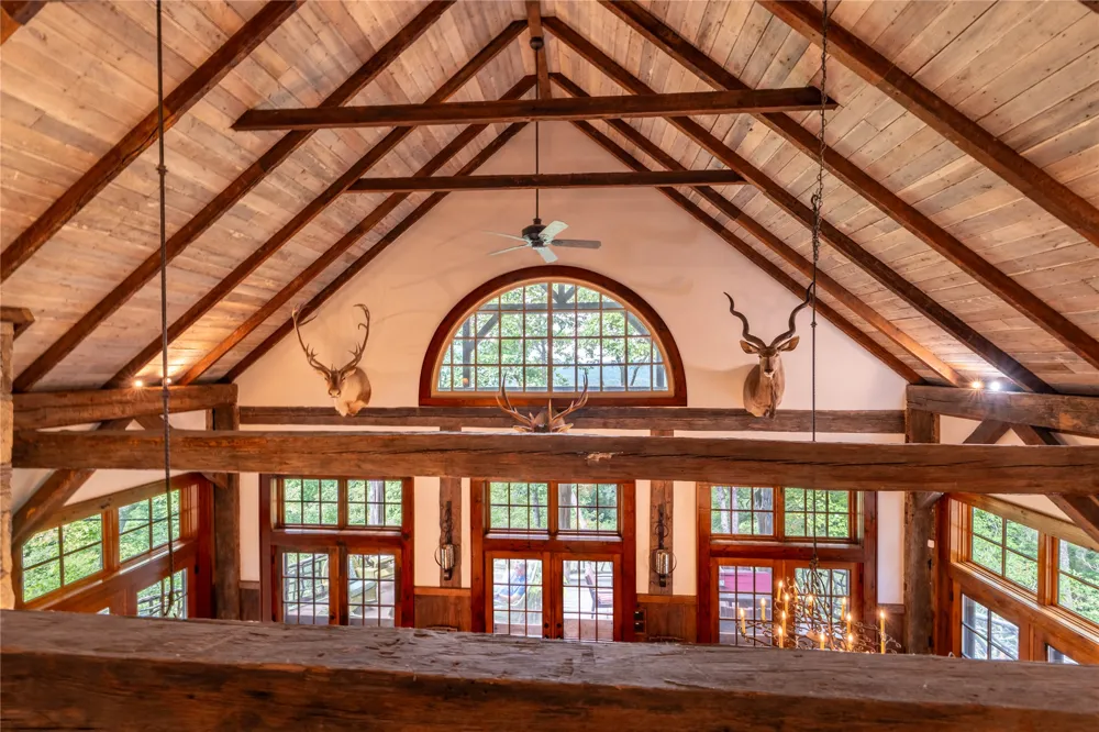 230 Toxaway Drive Lake Toxaway, NC 28747