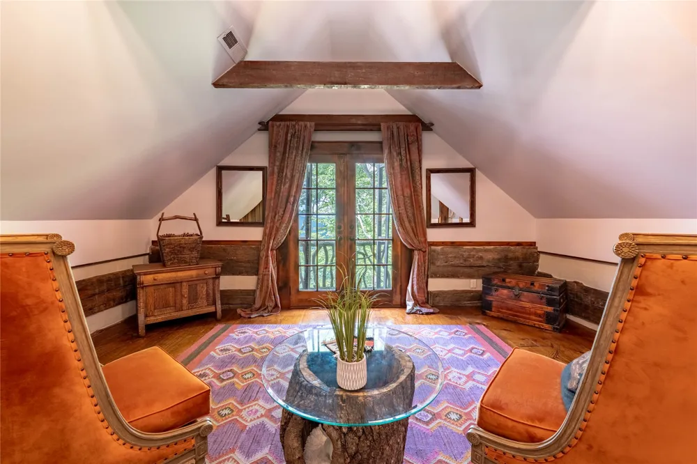 230 Toxaway Drive Lake Toxaway, NC 28747
