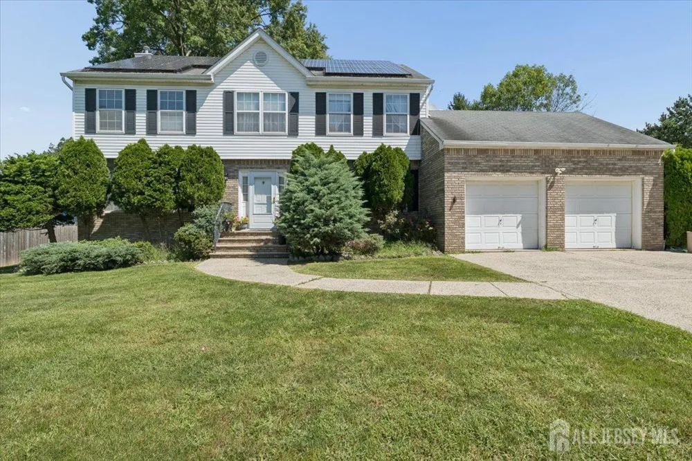 8 Piluso Way Piscataway, NJ 08854