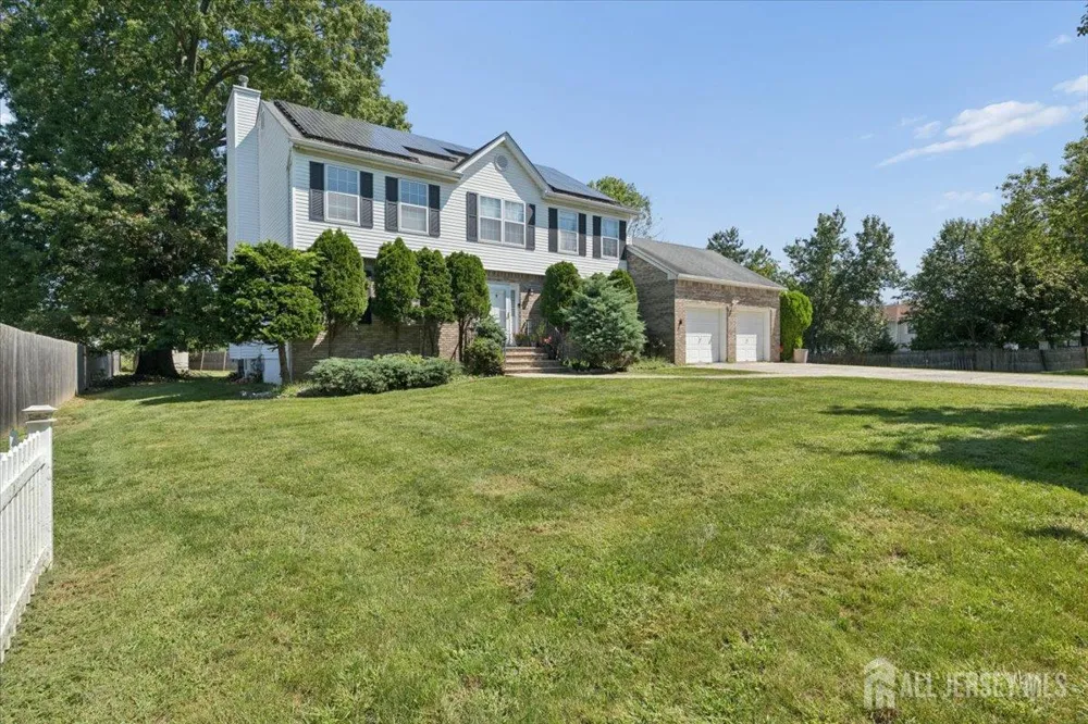 8 Piluso Way Piscataway, NJ 08854