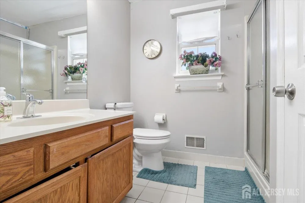 8 Piluso Way Piscataway, NJ 08854