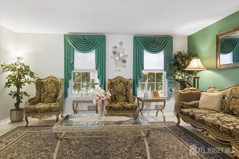 8 Piluso Way Piscataway, NJ 08854