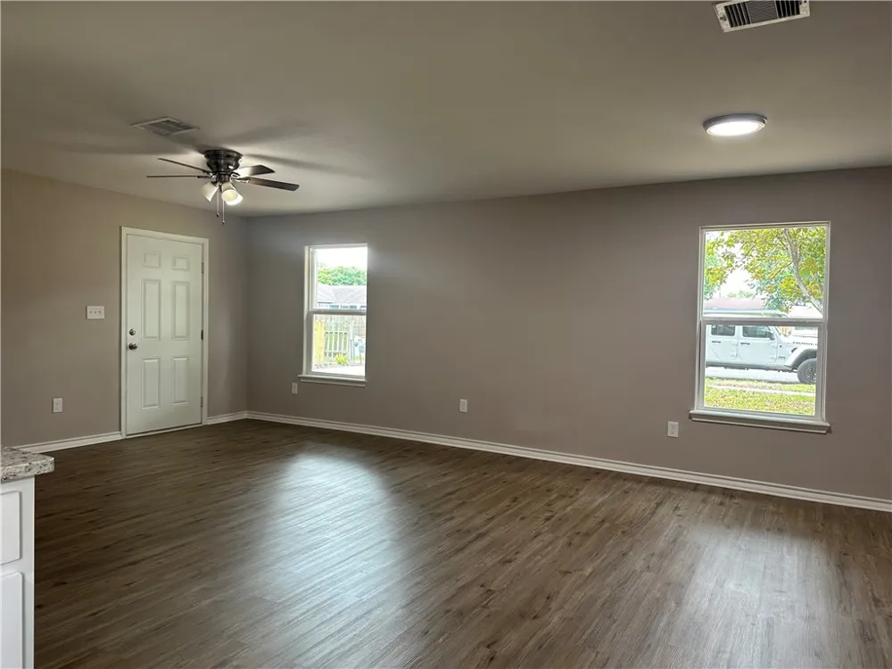 4241 Green Grove Drive Corpus Christi, TX 78415