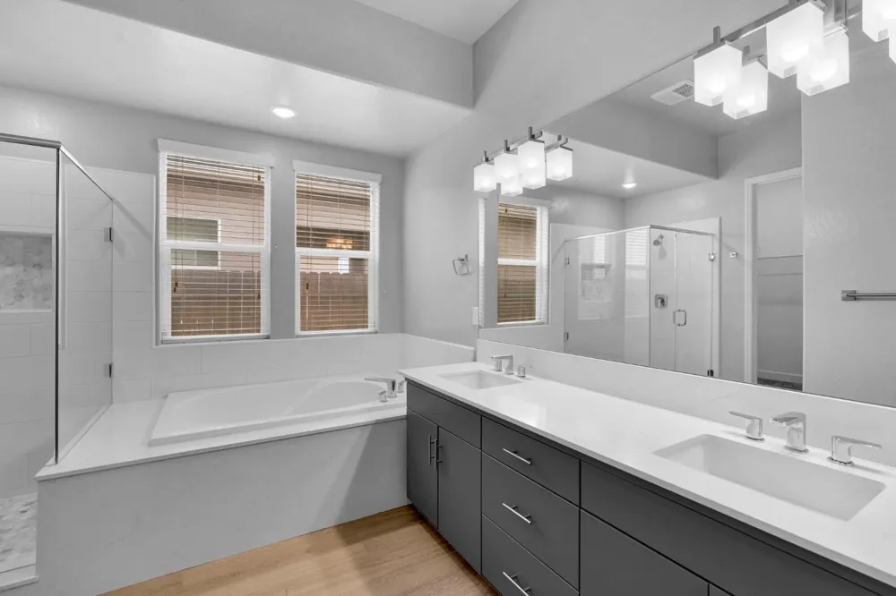 467 Heirloom Lane Clovis, CA 93619