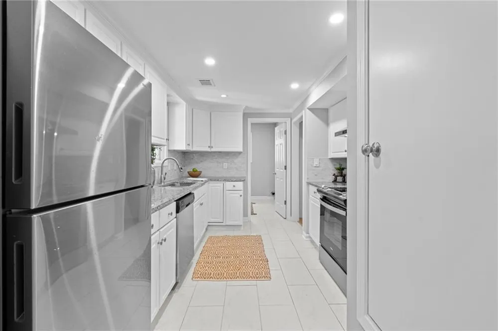 155 Bear Run Court Chattahoochee Hills, GA 30268