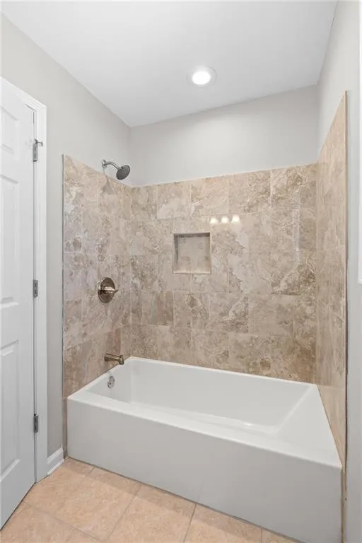 155 Bear Run Court Chattahoochee Hills, GA 30268