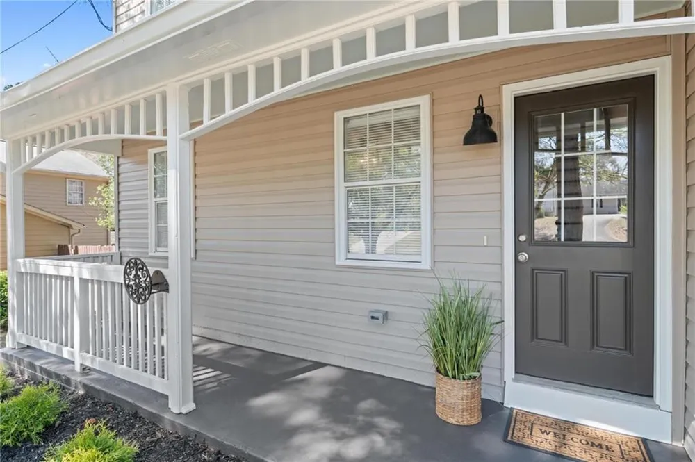 155 Bear Run Court Chattahoochee Hills, GA 30268
