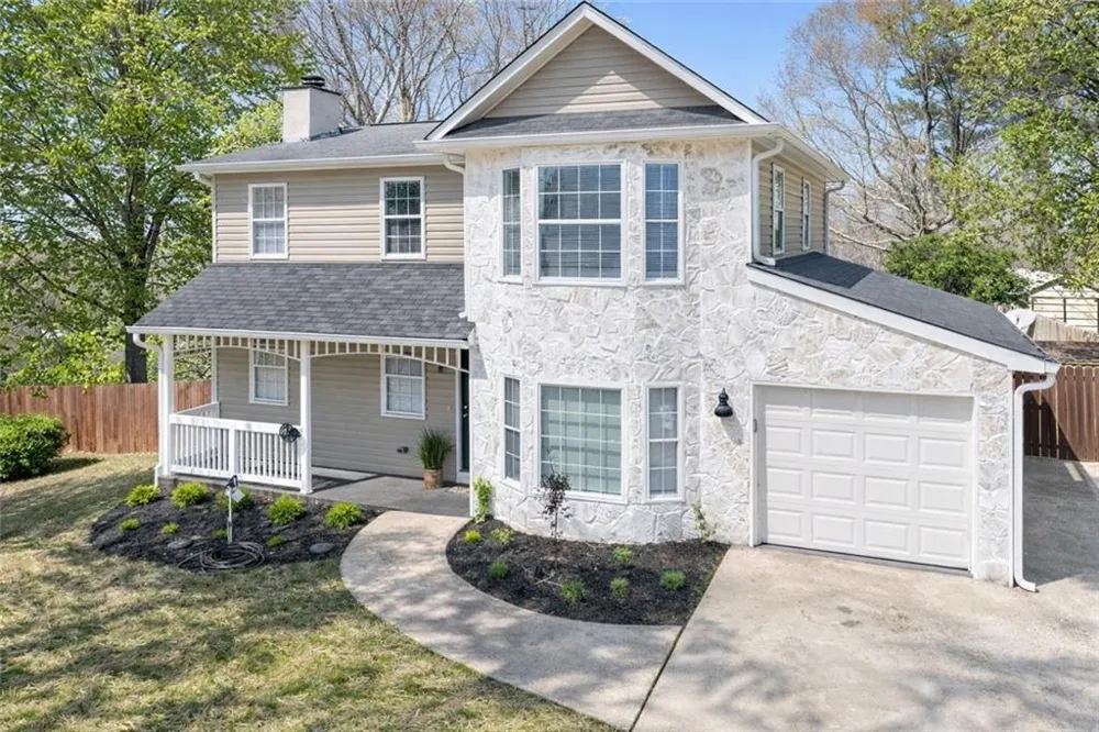 155 Bear Run Court Chattahoochee Hills, GA 30268