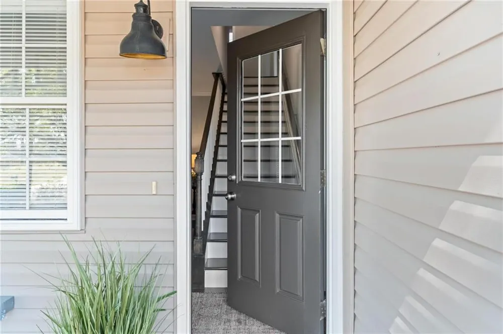 155 Bear Run Court Chattahoochee Hills, GA 30268