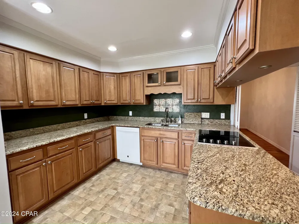 2402 Ashland Drive Panama City, FL 32405