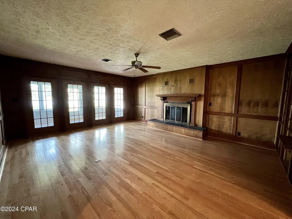 2402 Ashland Drive Panama City, FL 32405