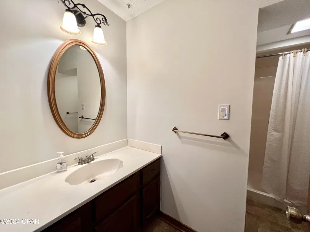 2402 Ashland Drive Panama City, FL 32405