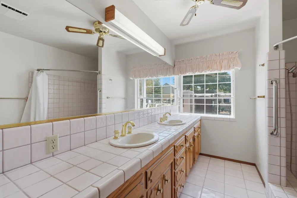 37248 Avenue 13 Madera, CA 93636