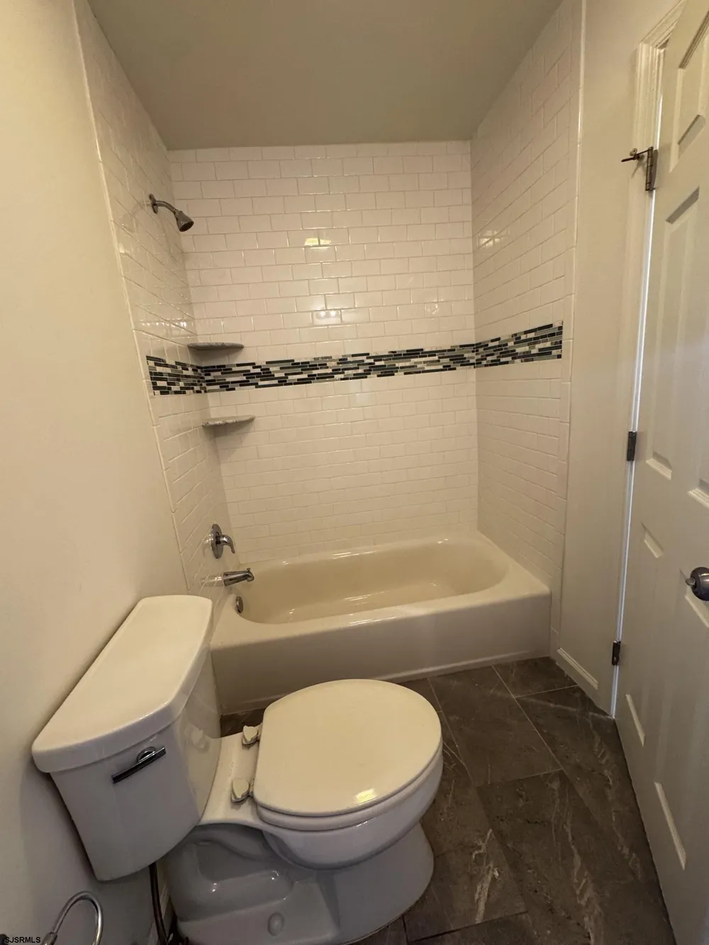 25 N Bucknell Road Somers Point, NJ 08244