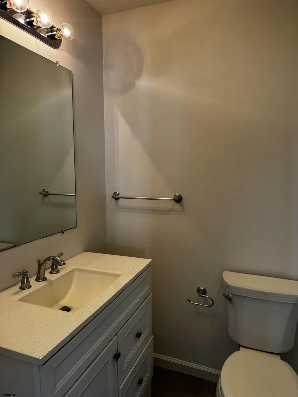 25 N Bucknell Road Somers Point, NJ 08244