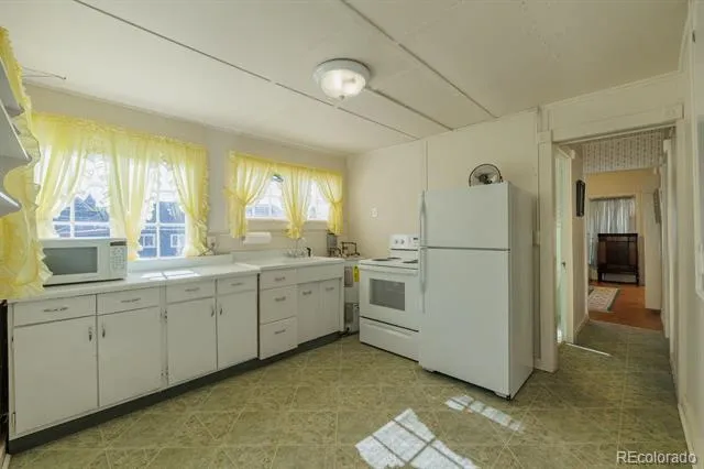 517 Portland Avenue Victor, CO 80860