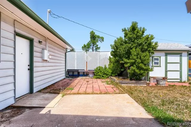 6357 W Clifton Place Littleton, CO 80128