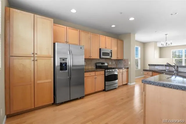 822 S Wahsatch Avenue Colorado Springs, CO 80903