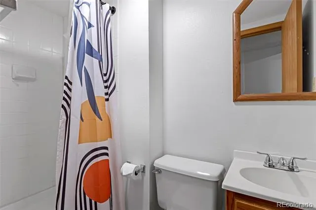 7476 E Arkansas Avenue #2-05 Denver, CO 80231