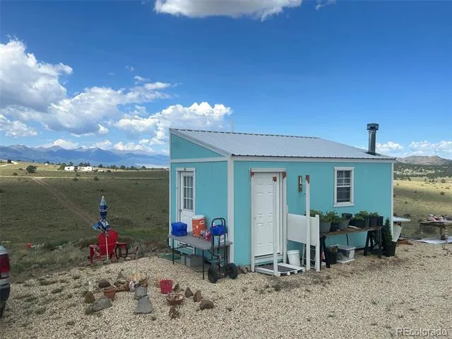 2347 Music Mountain Drive Westcliffe, CO 81252