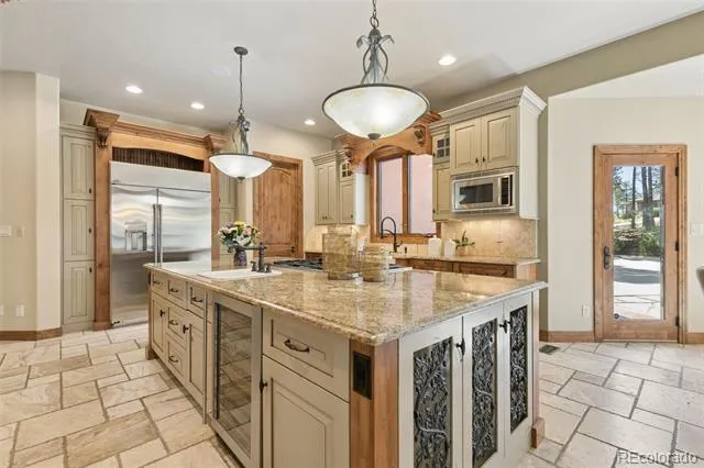 4945 Saxton Hollow Road Colorado Springs, CO 80908