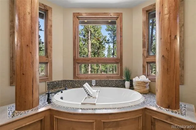 4945 Saxton Hollow Road Colorado Springs, CO 80908