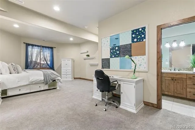 4945 Saxton Hollow Road Colorado Springs, CO 80908