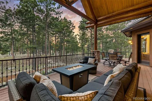 4945 Saxton Hollow Road Colorado Springs, CO 80908