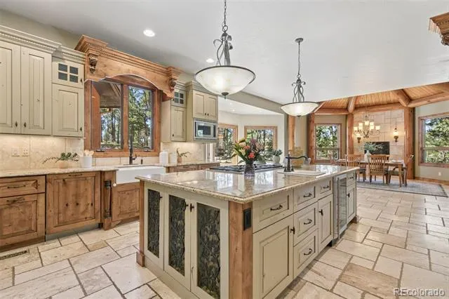 4945 Saxton Hollow Road Colorado Springs, CO 80908