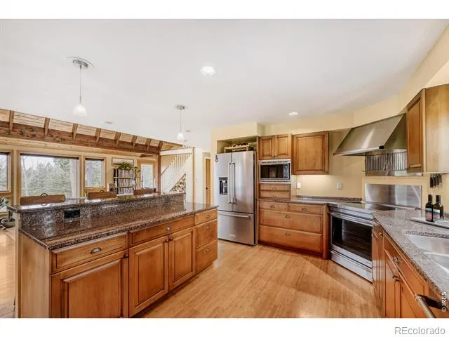 6010 Flagstaff Road Boulder, CO 80302