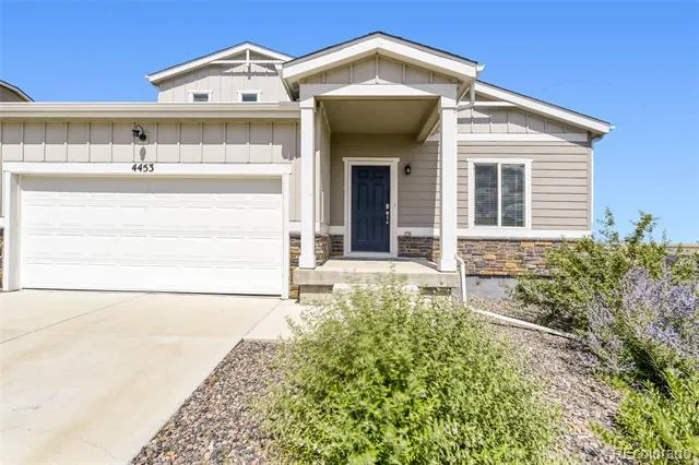 4453 River Highlands Loop Elizabeth, CO 80107