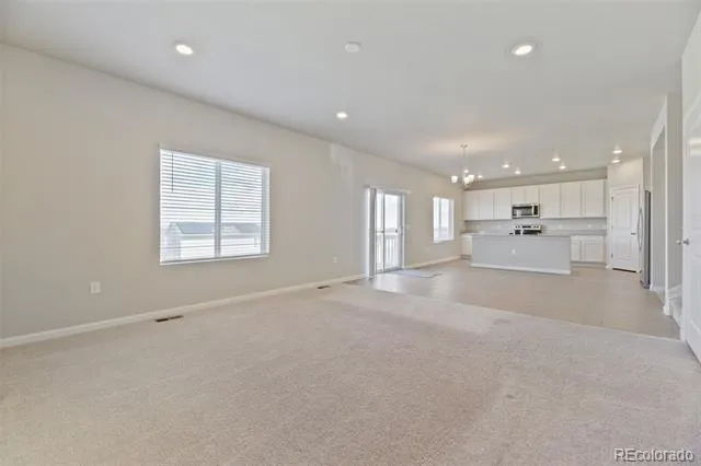 4453 River Highlands Loop Elizabeth, CO 80107