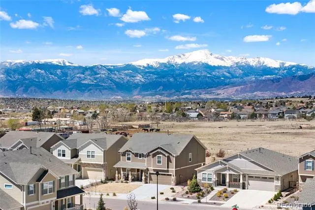 8412 Noreen Falls Drive Colorado Springs, CO 80924