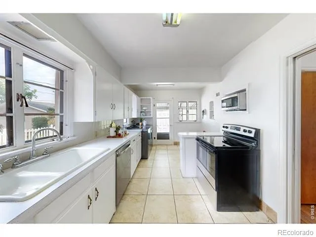 10 Park Avenue Eaton, CO 80615