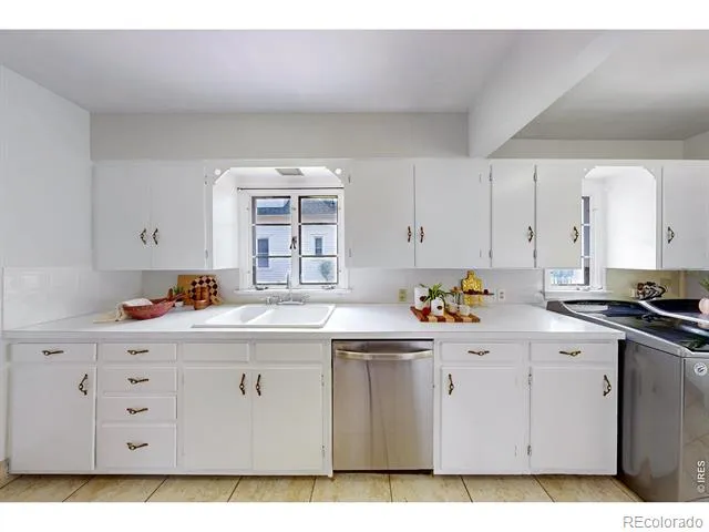 10 Park Avenue Eaton, CO 80615
