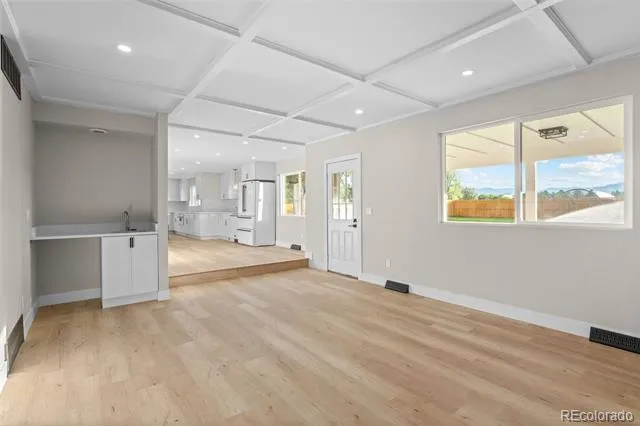 2099 S Hoyt Way Denver, CO 80227