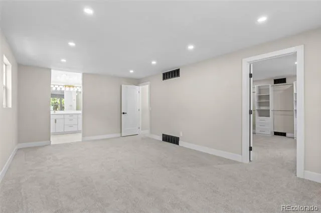 2099 S Hoyt Way Denver, CO 80227