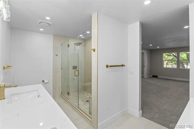2099 S Hoyt Way Denver, CO 80227