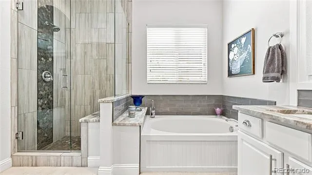 8223 S Quemoy Circle Aurora, CO 80016