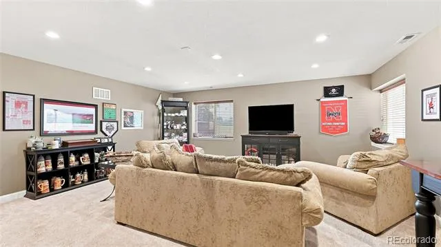 8223 S Quemoy Circle Aurora, CO 80016