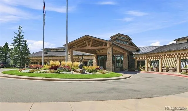 8223 S Quemoy Circle Aurora, CO 80016