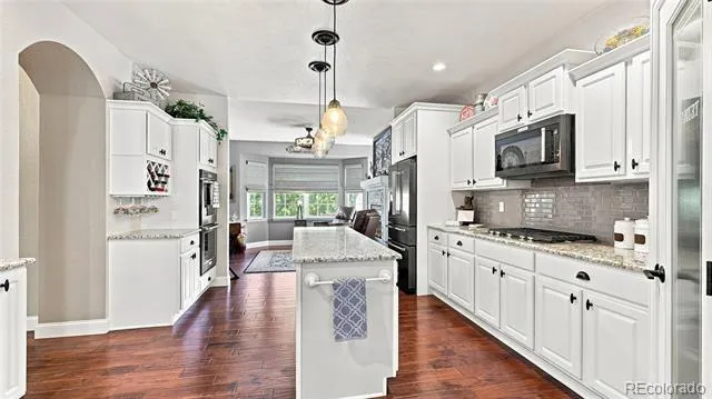8223 S Quemoy Circle Aurora, CO 80016