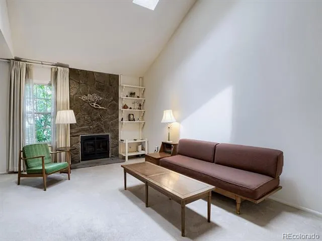 3292 S Heather Gardens Way Aurora, CO 80014