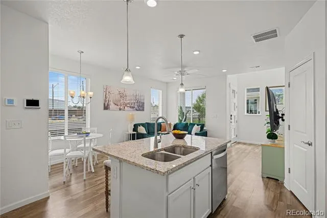 1862 S Poplar Court Denver, CO 80224