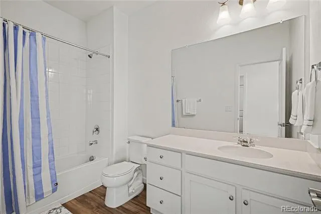 1862 S Poplar Court Denver, CO 80224