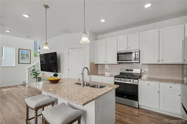 1862 S Poplar Court Denver, CO 80224