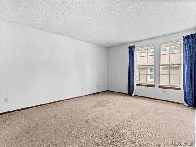 4456 S Carson Way Aurora, CO 80015