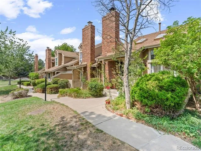 4456 S Carson Way Aurora, CO 80015